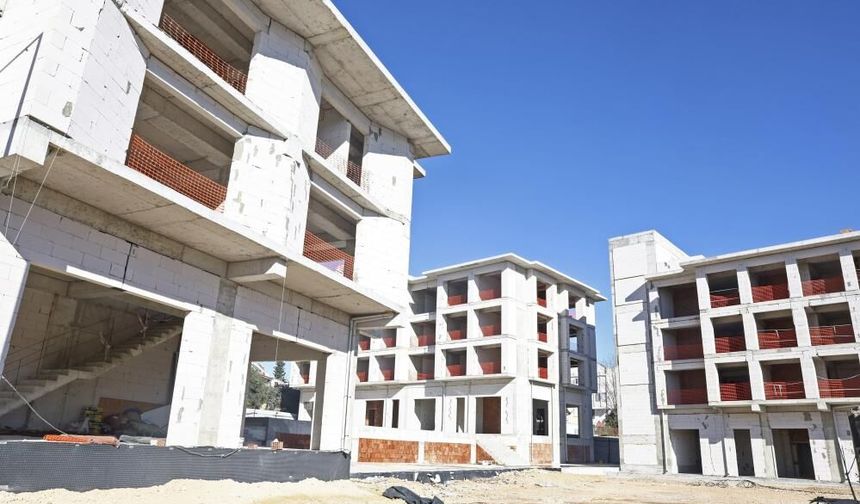 Hak sahipleri terk etti: Antalya’daki tarihi mahallede yıkım endişesi!