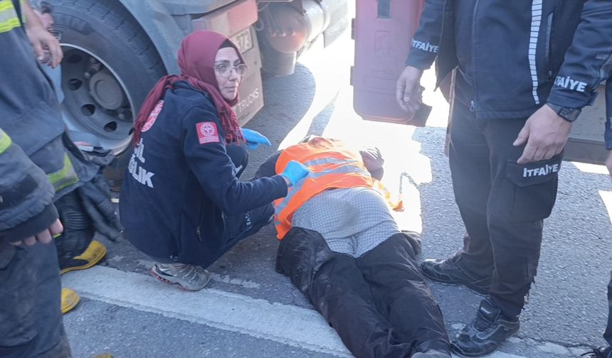 Manavgat karayolunda feci kaza! Tırın altında kalan işçi hayatını kaybetti