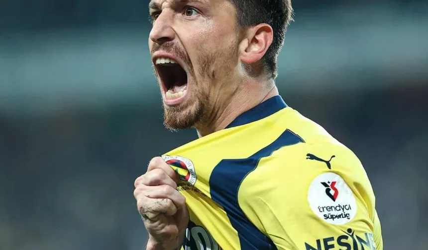 Mert Hakan Yandaş kimdir? Ünlü futbolcu gözaltına mı alındı?