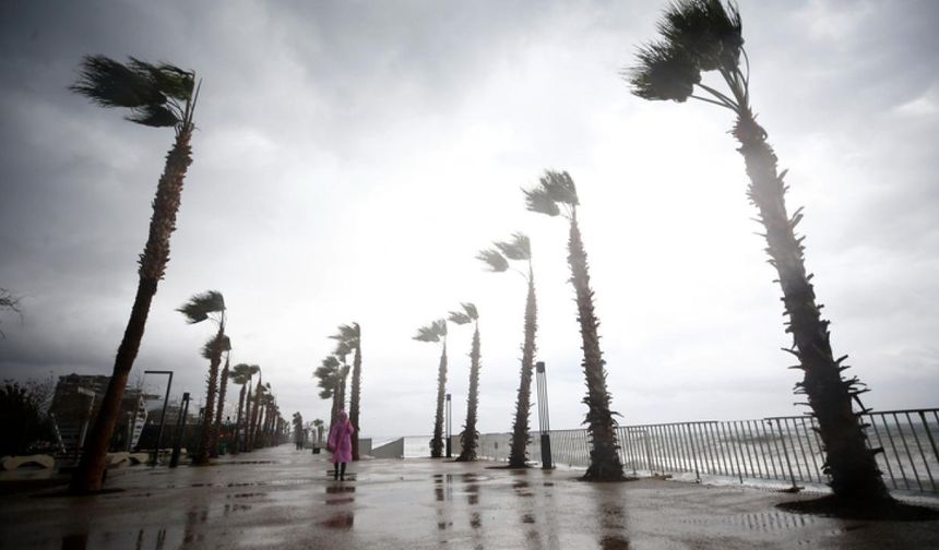 Antalya’da fırtına alarmı! 30 Ocak’a kadar devam edecek