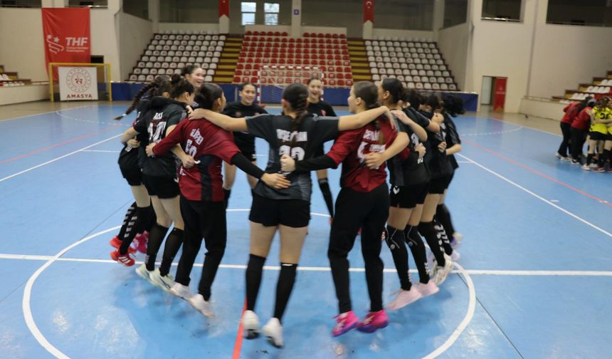 Kepez Belediyesi fırtına gibi esti: 10 maç kazandılar!