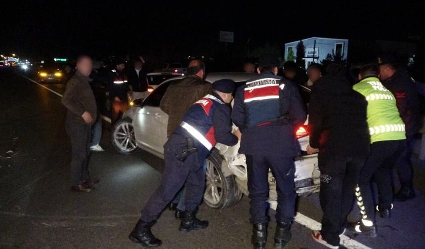 Manavgat’ta zincirleme kaza yapan sürücülerden 2'si ehliyetsiz 1'i alkollü çıktı