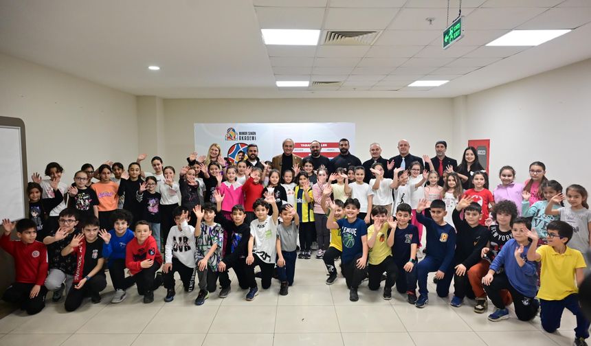 Kepez’de Mimar Sinan Akademi’de ücretsiz sanat eğitimi