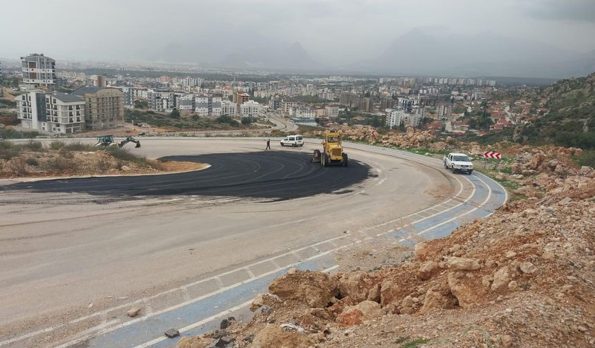 Kepez'de yollar onarıldı, güvenlik sağlandı!
