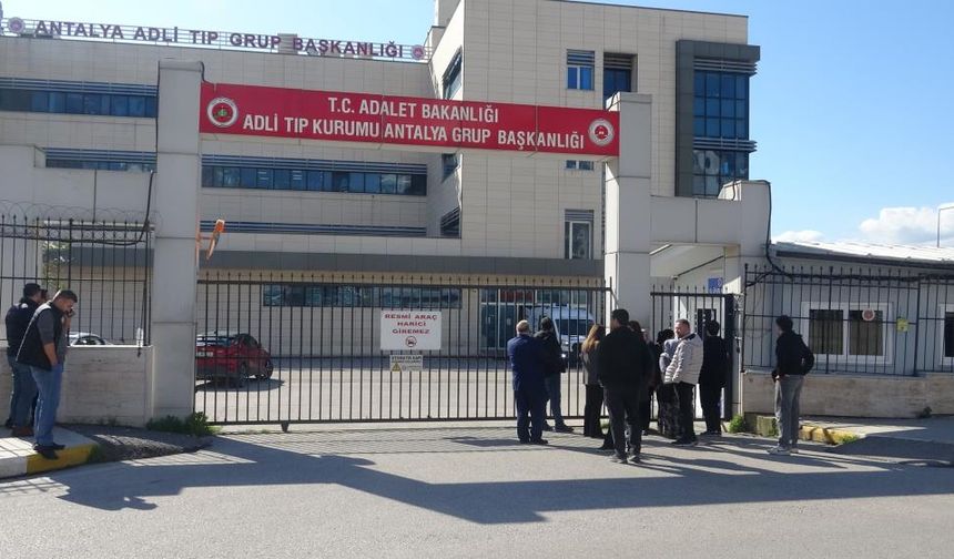 Teravihe giderken otomobil çarpan kadın hayatını kaybetti