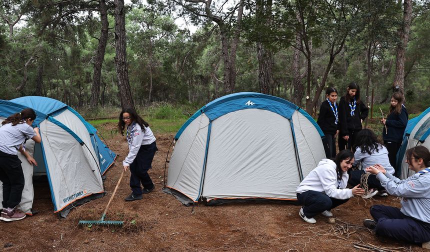 Antalya Büyükşehir Belediyesi farklı kuşakları 'izcilik'le buluşturdu!