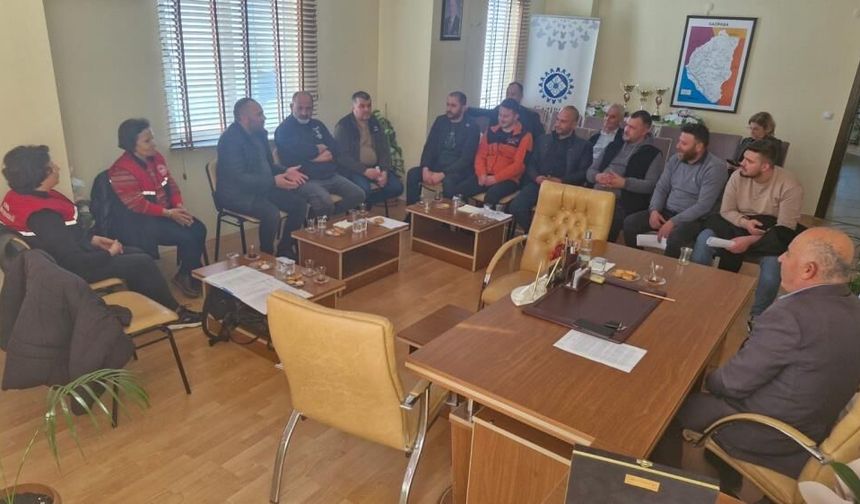Gazipaşa’da kasaplara bilgilendirme toplantısı