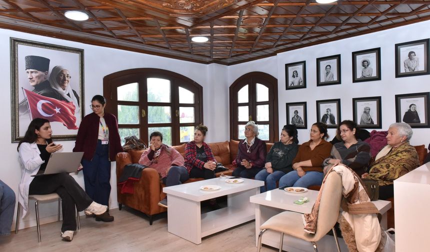 Kepez’de kadınlara öfke ve stres yönetimi eğitimi verildi