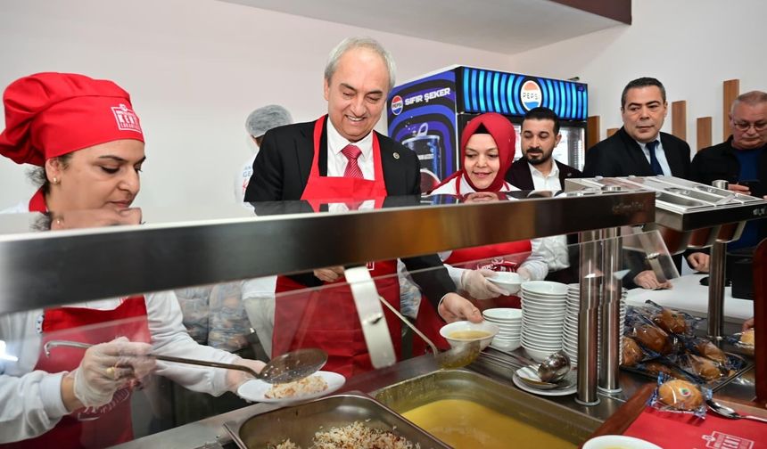 Kepez, ikinci Kent Lokantası ve Mobil Kent Lokantası’nı ilçeye kazandırdı