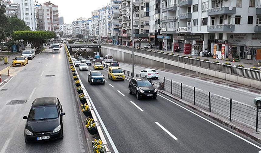 100. Yıl Bulvarı'nda altı etaplı çalışmanın üçüncü etabı tamamlandı