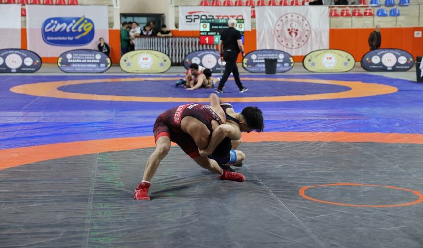 ALKÜ gururu: Aidamir Ibavov Türkiye ikincisi oldu