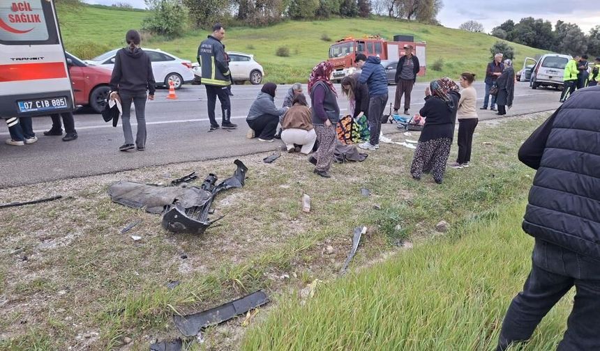 Bayram yolu hastanede bitti: Aksu’da 2’si ağır 7 yaralı