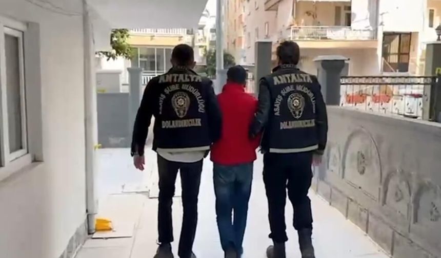 Antalya’da dolandırıcılara eş zamanlı operasyon: 2 şüpheli tutuklandı
