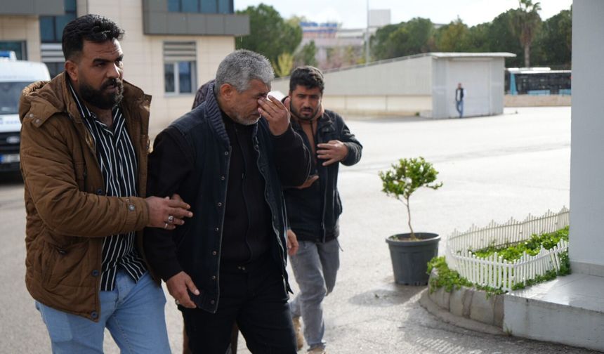 En acı teslim: Hamile kızı ve 5 torununun cenazesini aldı