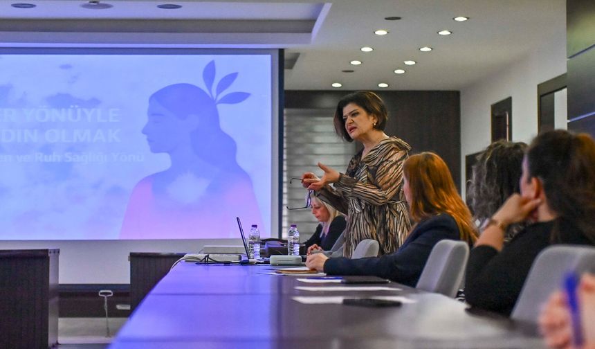 Muratpaşa Belediyesi’nden kadın hakları eğitimi