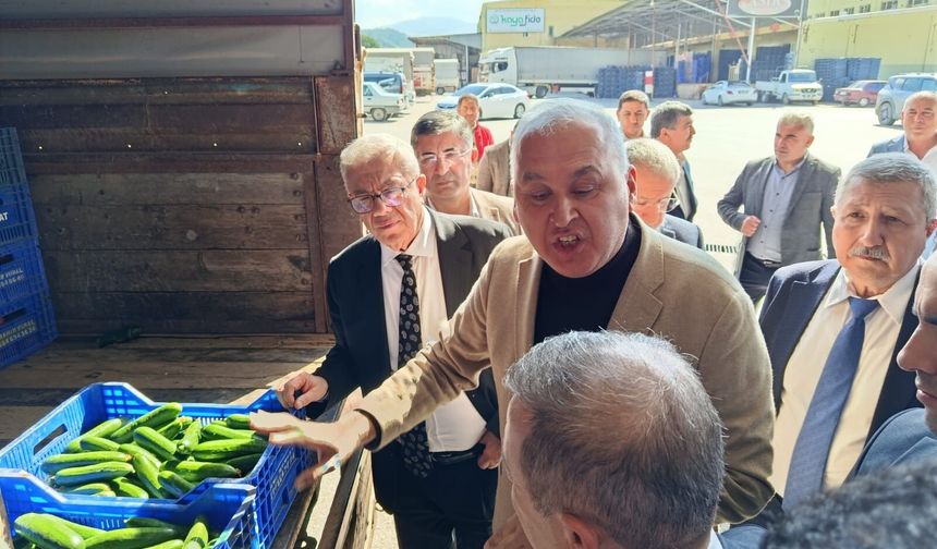 Kumluca’da tarım ve ticaret gündemi masaya yatırıldı