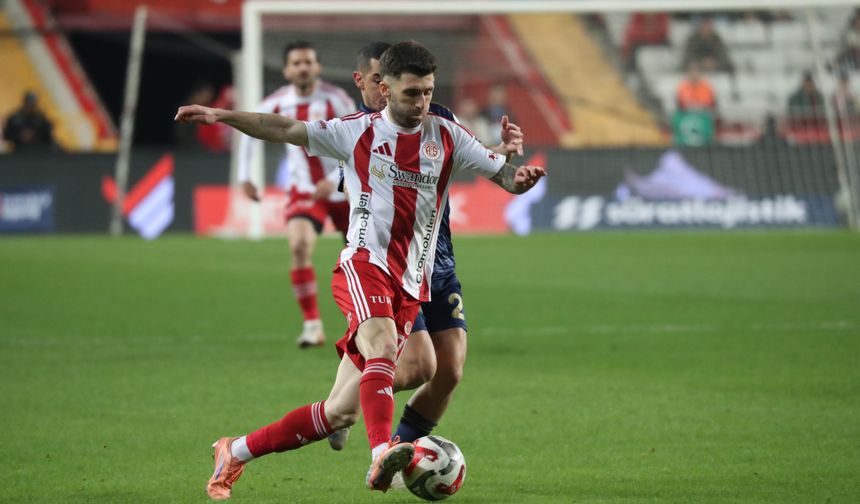 Antalyaspor-Fenerbahçe maçı canlı anlatım! 90 dakikada neler yaşandı?