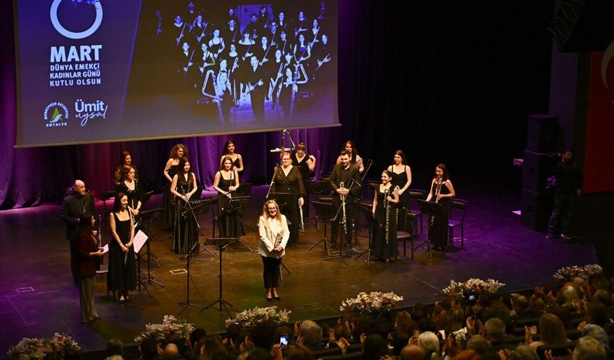 Muratpaşa Belediyesi’nden Kadınlar Günü kutlaması