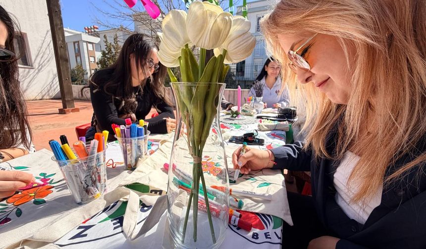 Kepez'de 8 Mart Kadınlar Günü'nde anlamlı etkinlik