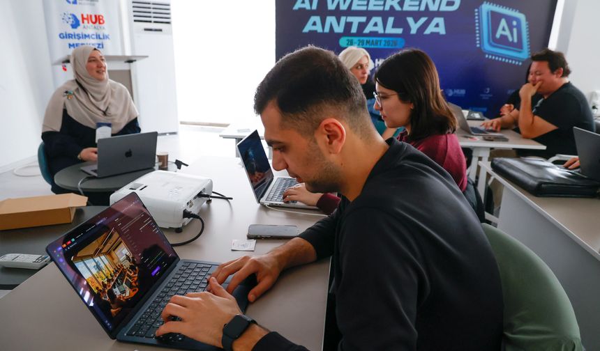 Antalya Büyükşehir Belediyesi gençleri yapay zeka ile buluşturdu