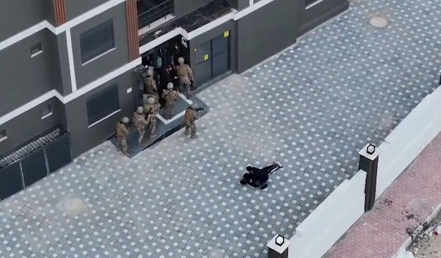 11 evden plaka değiştirerek hırsızlık yaptılar, ekiplerden baskın yediler!