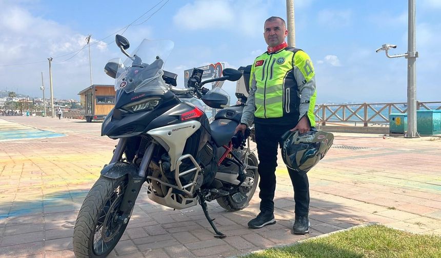 Alanyalı sürücü 21 günde kutsal topraklara motosikletle ulaştı