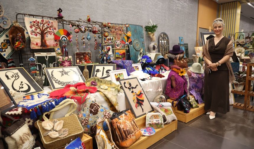 Antalya’da “Yeşil Vatan” sergisi: Limon ve zeytin temalı eserler dikkat çekti