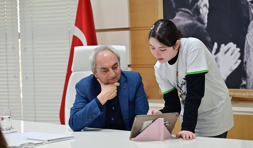 Öğrencilerden Başkan Kocagöz’e proje sunumu