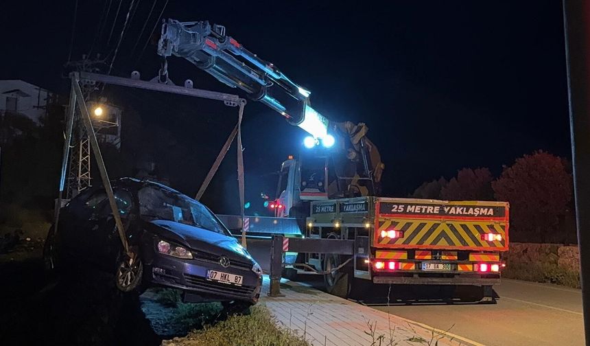 Metrelerce yükseklikten düştü, burnu bile kanamadı!
