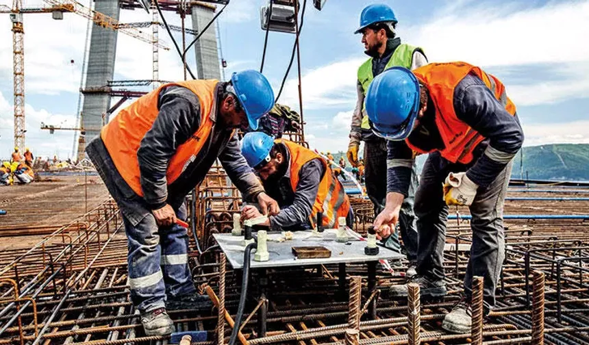 Çalışma hayatında risk haritası yenilendi: İş kollarının tehlike sınıfları belli oldu