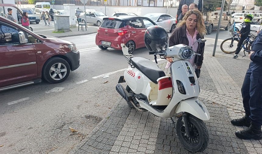 Ehliyetsiz sürücü trafiğe çıktı, kazaya karıştı