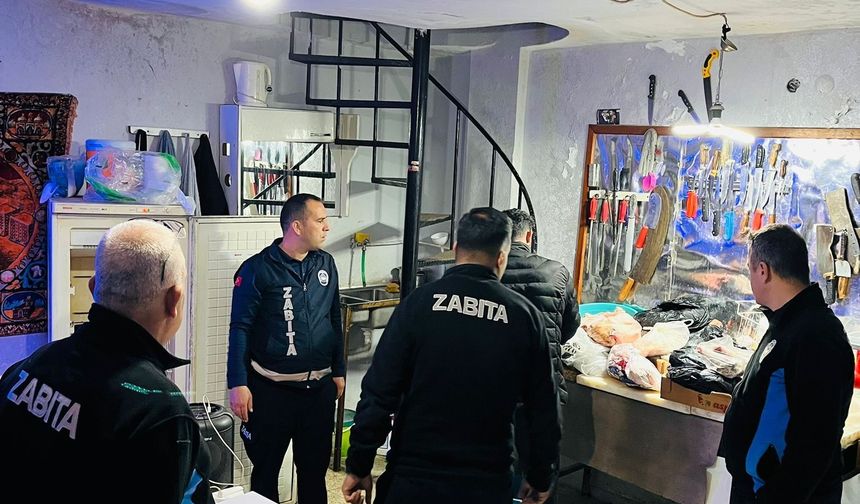 Görüntüler şoke etti! Serik’te skandala imza atan kasap mühürlendi