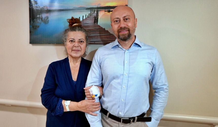 Karın ağrısı nedeniyle gittiği hastanede ameliyata alındı, doktorlar zamanla yarıştı