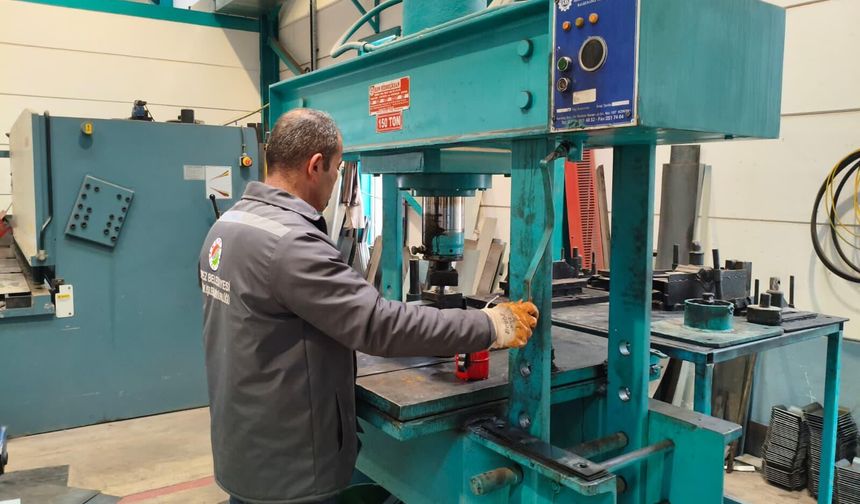 Kepez’de bayram hazırlığı: Binlerce konteyner üretildi