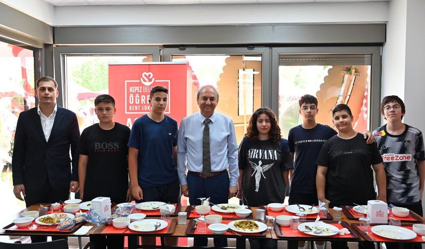 Kepez Belediyesi’ne sosyal belediyecilikte çifte ödül