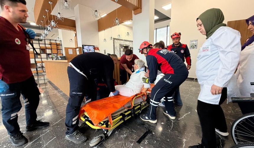 Kepez’de kritik test! Deprem tatbikatı gerçeği aratmadı