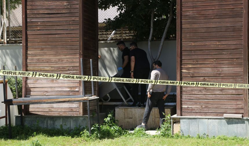 Kötü koku gerçeği ortaya çıkardı: Parkta erkek c*sedi şoku