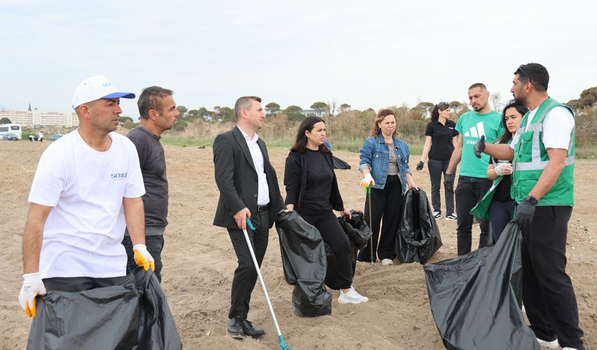 Kumköy sahilinde büyük temizlik: “Bir Sahil, Bin Yaşam”