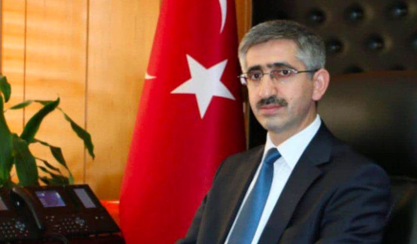 Gece yarısı koltuk değişimi: Milli Eğitim Bakan Yardımcısı Nazif Yılmaz görevden alındı