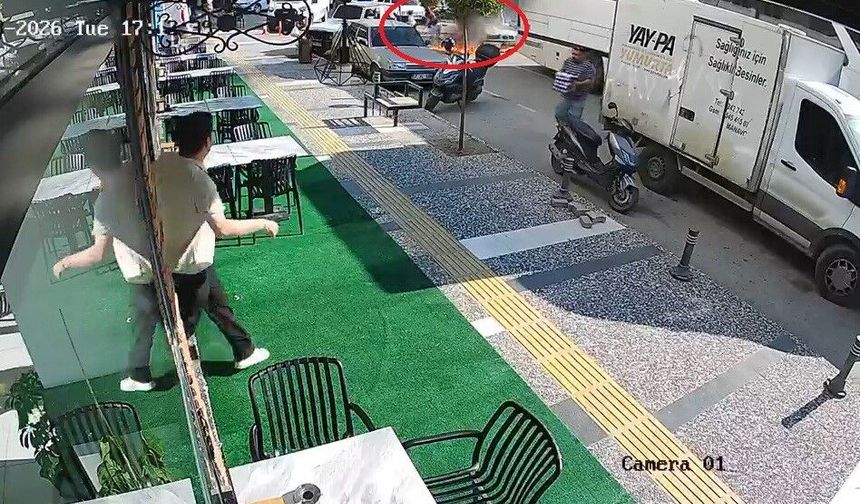 Araç aniden alev aldı, sürücü neye uğradığını şaşırdı!