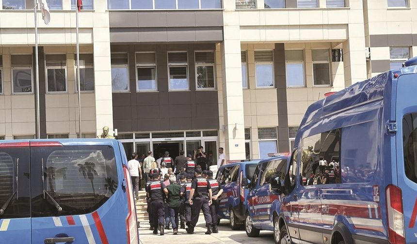 Antalya’da doktor ve eczacılara usulsüz reçete kıskacı: 10 gözaltı, 4 tutuklama