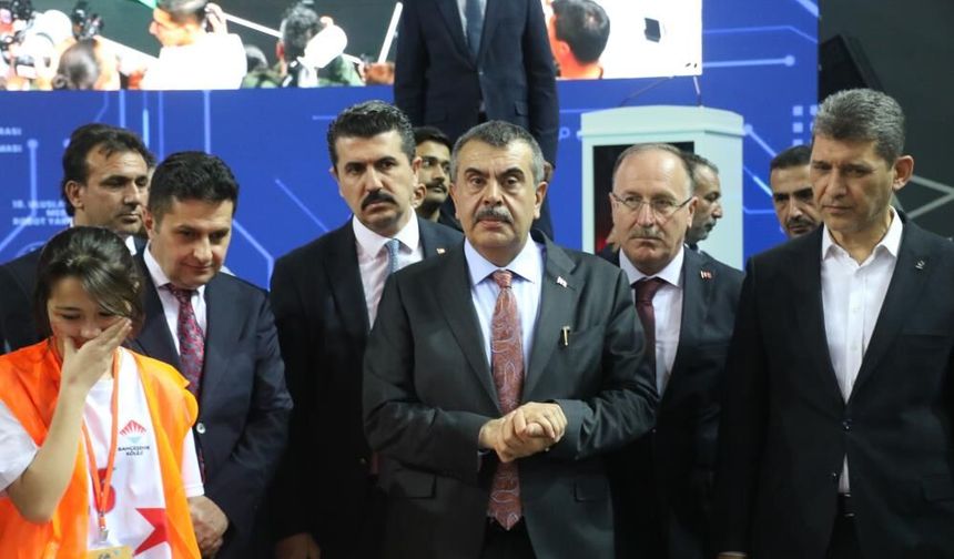 Bakan Tekin: “Mesleki eğitim yeniden güç kazanıyor”