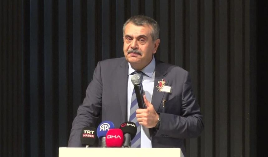 Bakan Tekin’den müfredat açıklaması: “Dayatılan kavramları değiştiriyoruz”