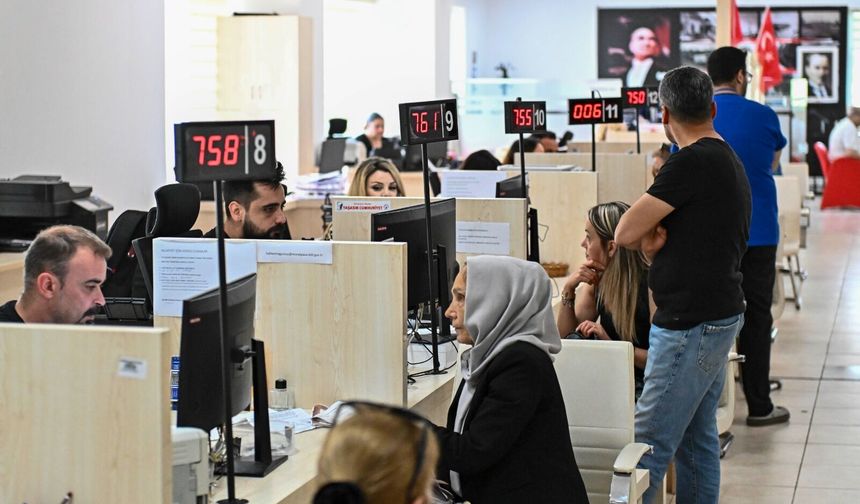 Bayram yoğunluğuna karşı Muratpaşa’da belediye vezneleri açık kalacak