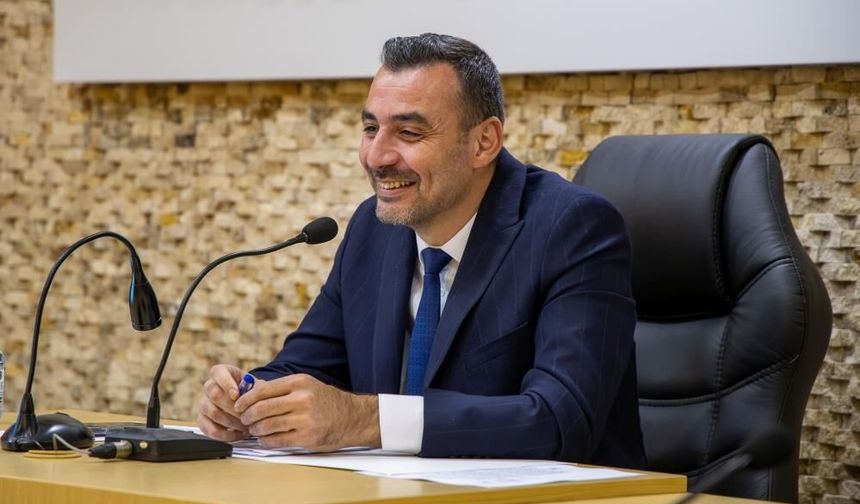 Dikkat! Bu hesaplar sahte: Mehmet Çiçek resmi hesaplarını açıkladı