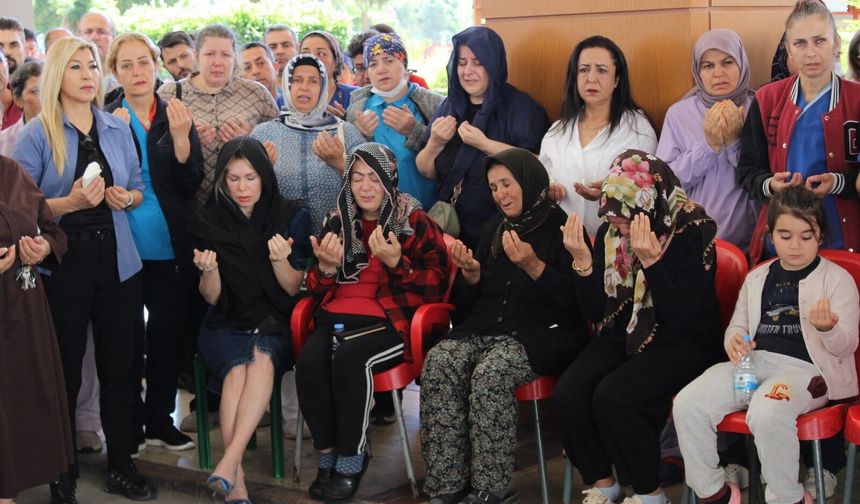 “İkinci hayatını” hastalara umut olmak için yaşadı: Hastane önünde bu kez ona veda edildi