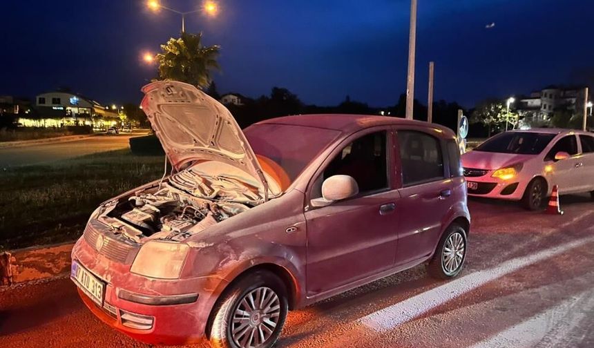 Manavgat’ta büyük panik: Eski ilçe başkanının aracı alev aldı