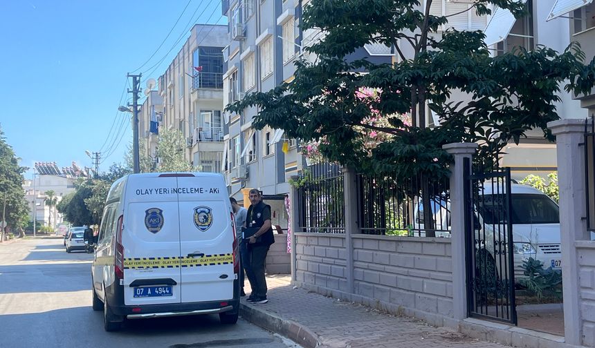 Antalya’da şüpheli öl*m: Genç adamın cansız bedeni evinde bulundu