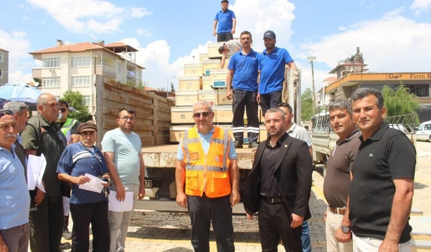 Arıcılara hibe desteği Antalya Büyükşehir’den geldi