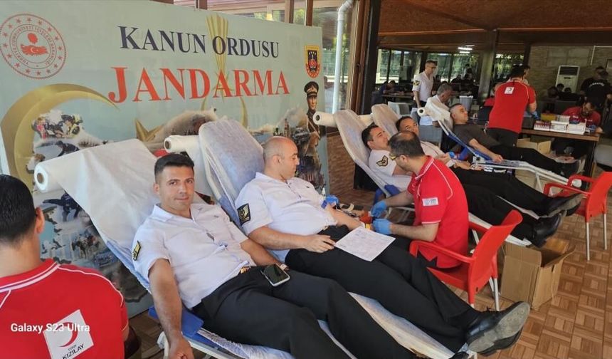 “Birbirimize Candan Bağlıyız” kampanyasına jandarmadan güçlü destek